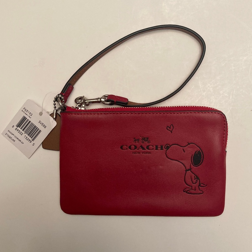 COACH X PEANUTS Snoopy Kiss Zip Wristlet RED Leather Wallet Purse Bag (Lmtd Ed.)